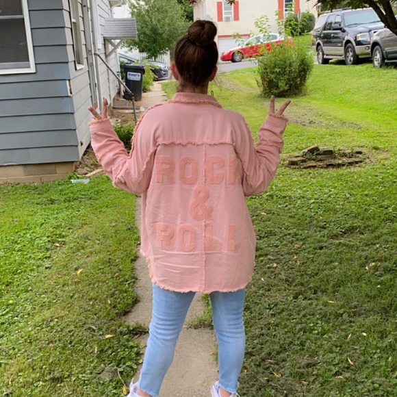 Like my live listing ❤️❤️🥰🥰😍😍🤩🤩 - Picture 5 of 9